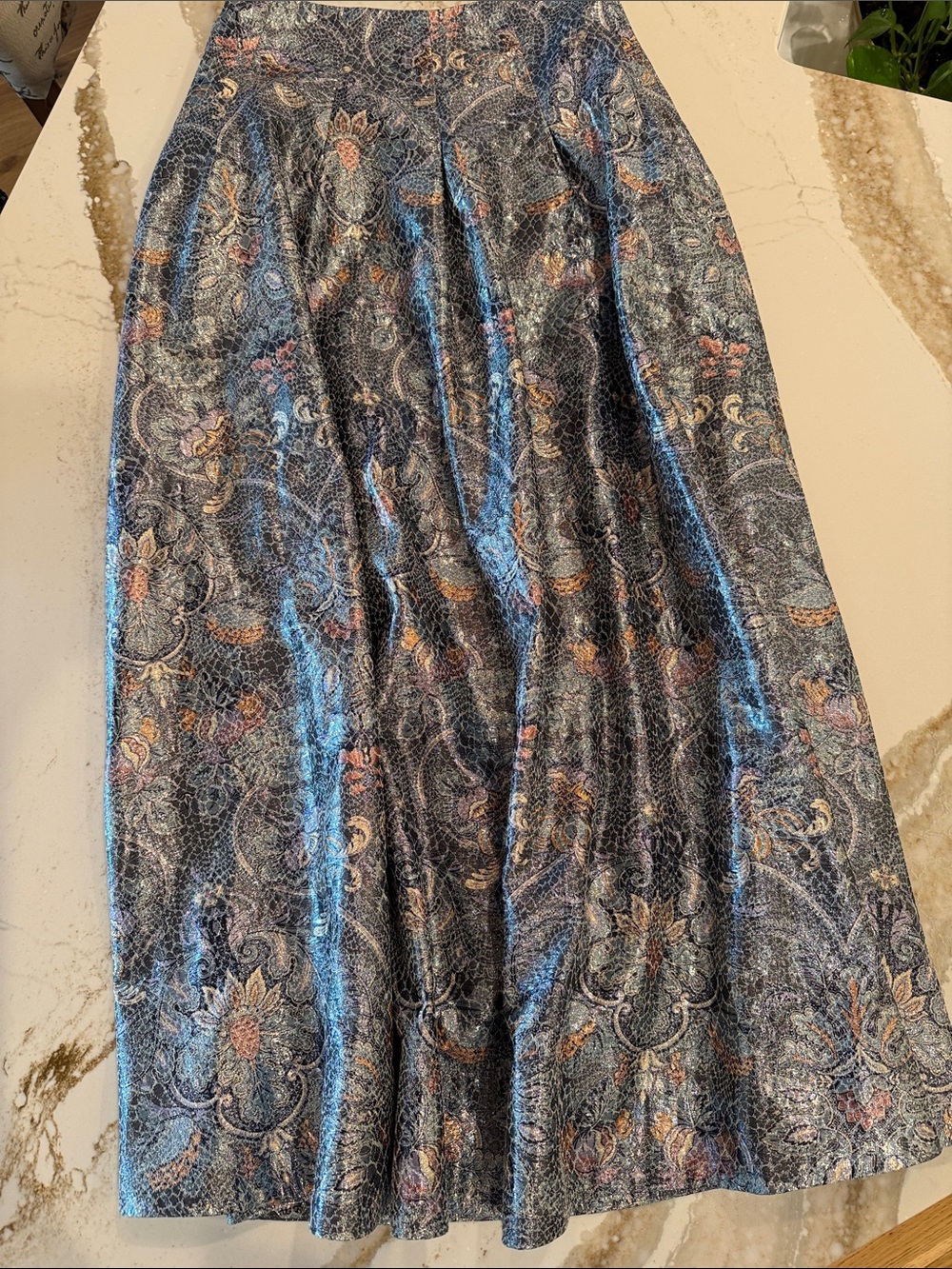 Vintage-Inspired Metallic Paisley Midi Skirt in Navy